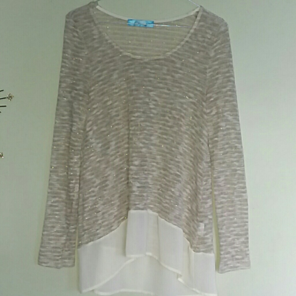 Knitted blouse